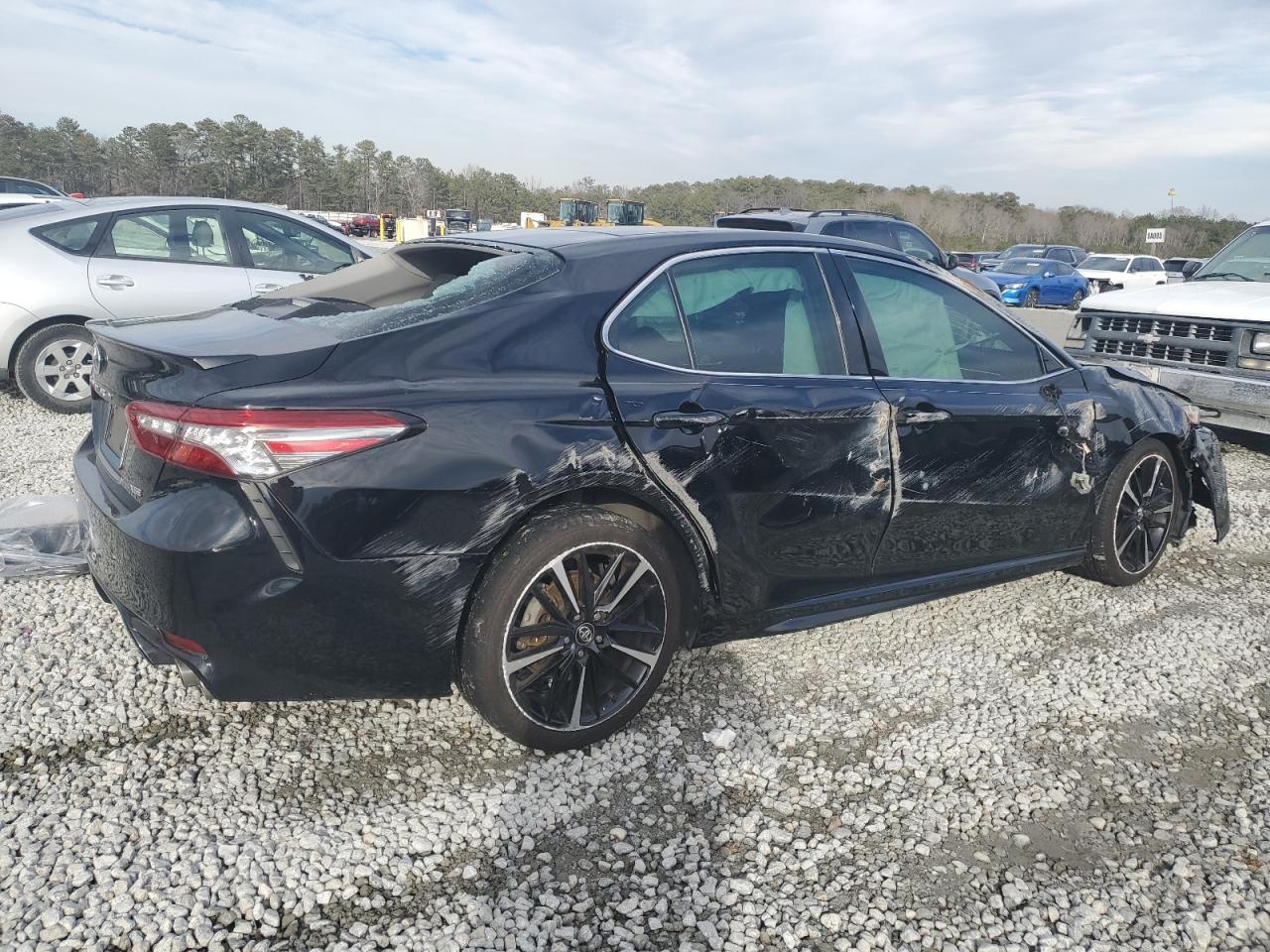 2018 Toyota Camry - Image 3