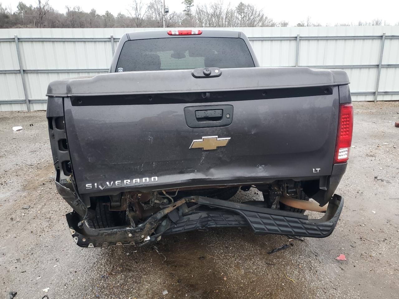 2011 Chevrolet Silverado - Image 6