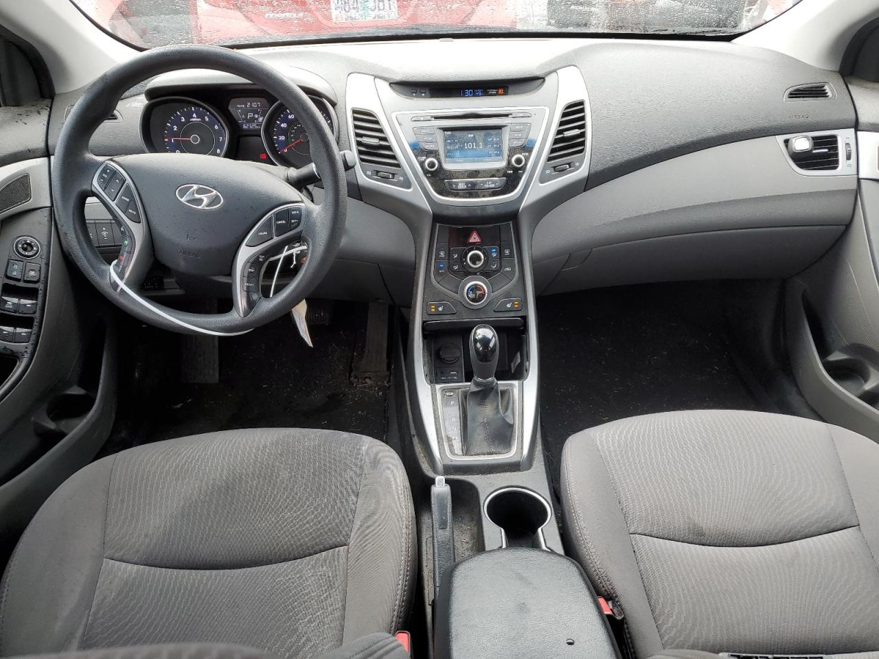 2014 Hyundai Elantra - Image 8