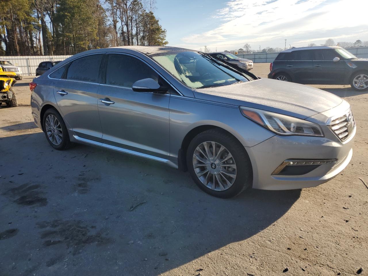2015 Hyundai Sonata - Image 4