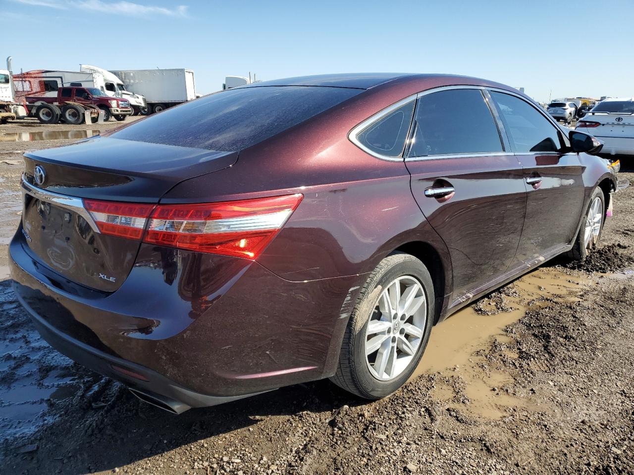 2014 Toyota Avalon - Image 3