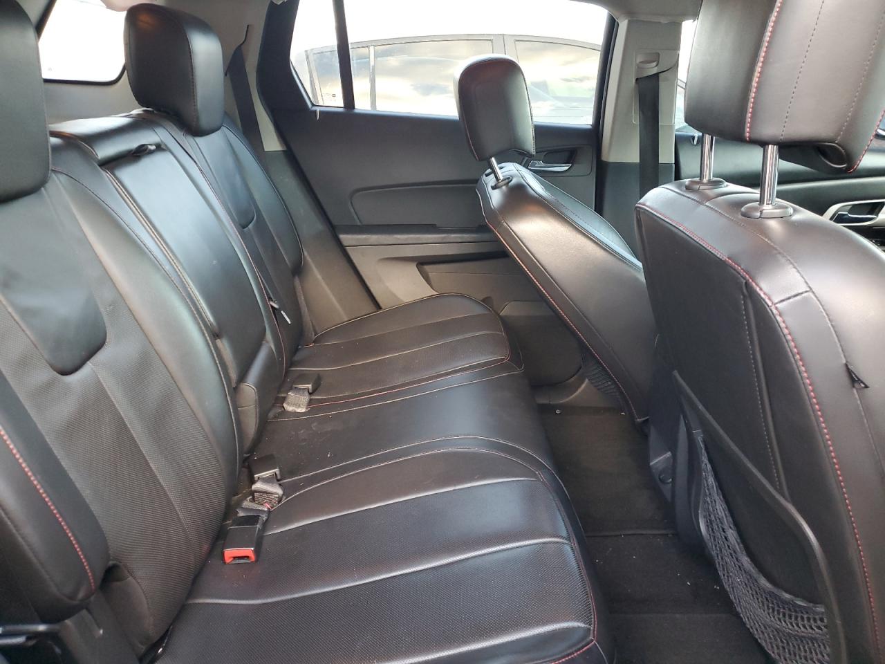 2010 GMC Terrain - Image 11