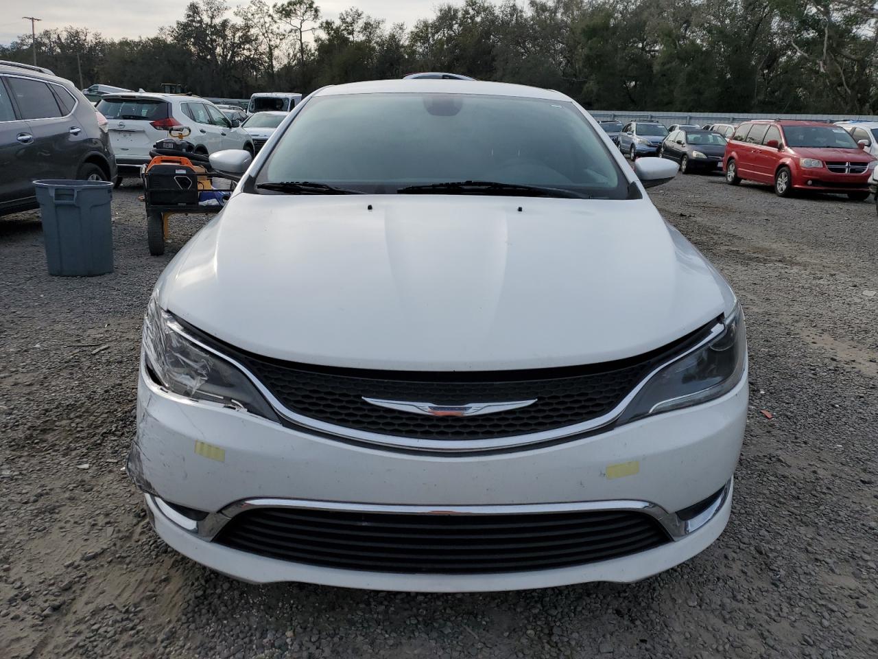 2016 Chrysler 200 - Image 5
