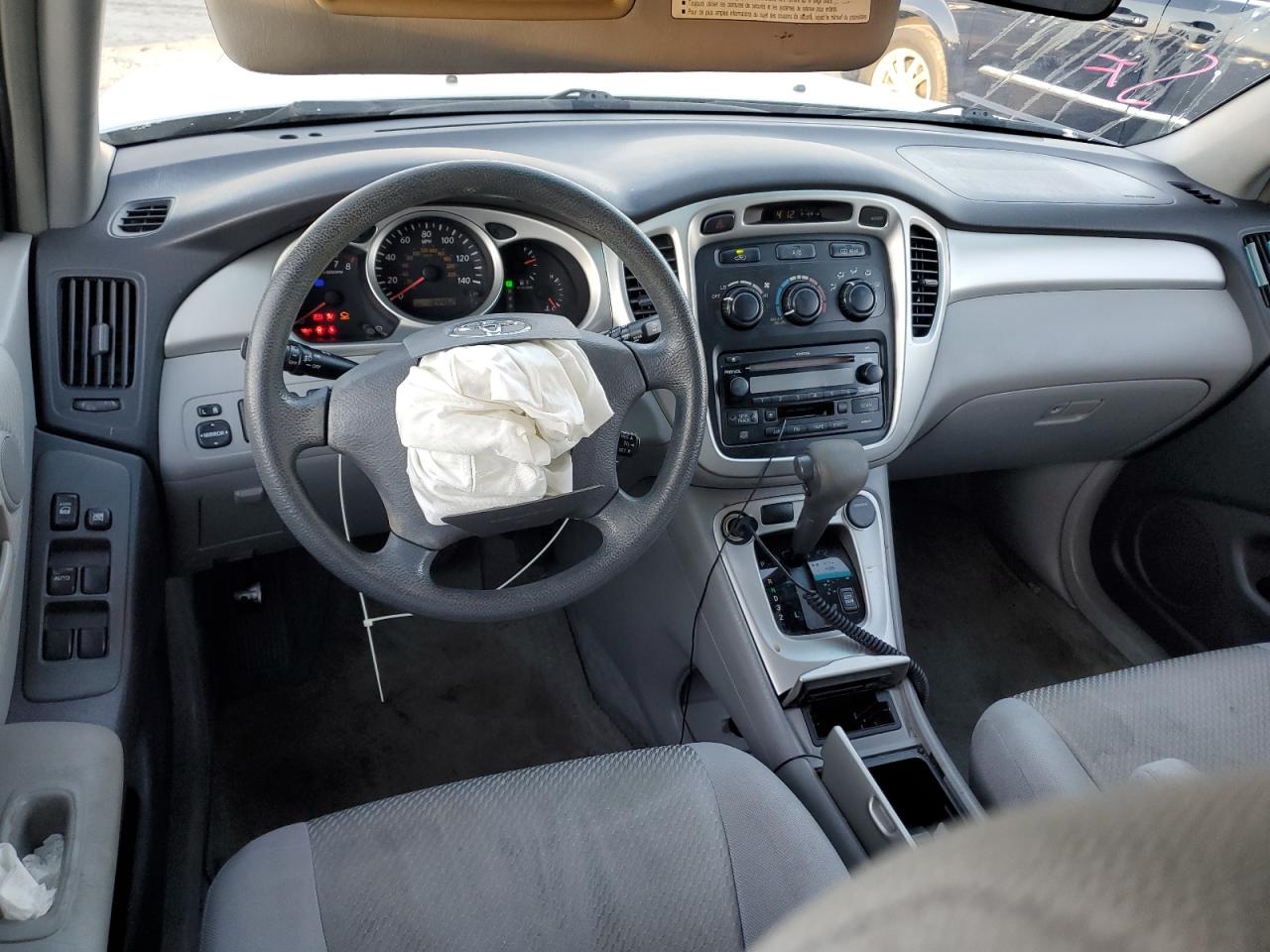 2005 Toyota Highlander - Image 8