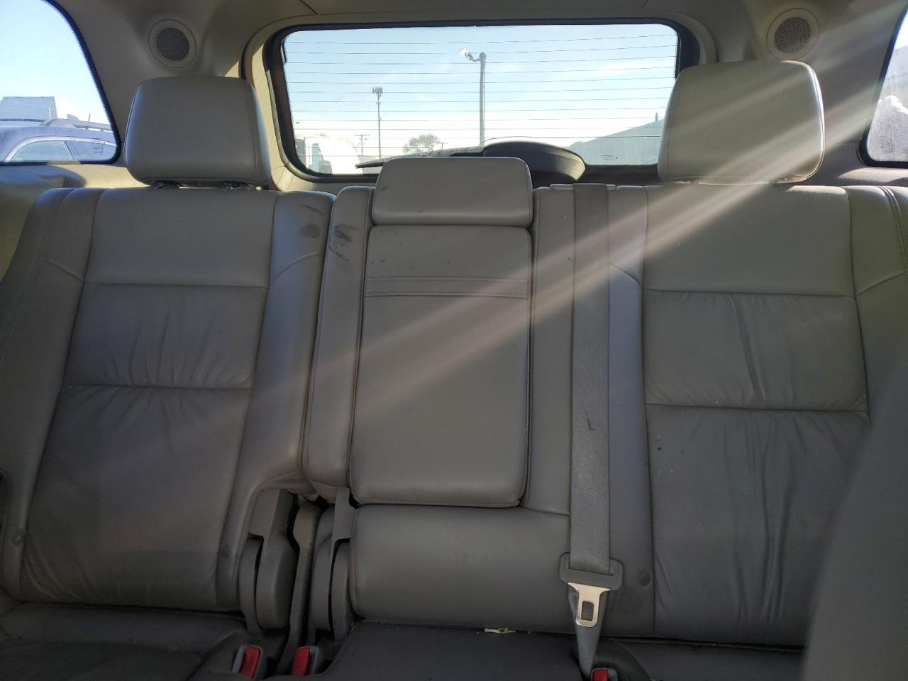 2011 Jeep Grand Cherokee - Image 10