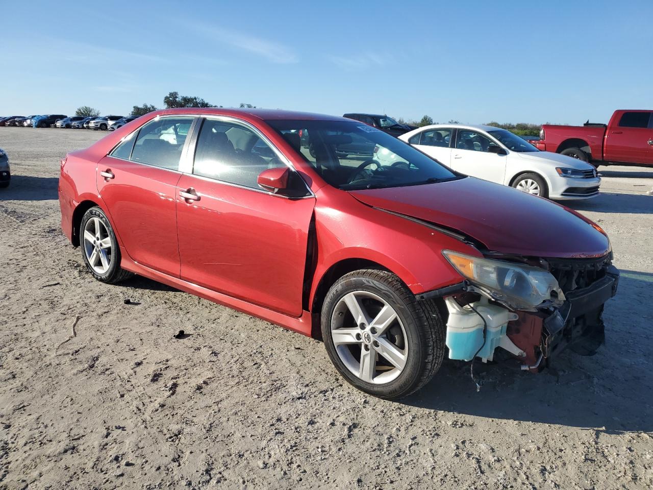 2014 Toyota Camry - Image 4
