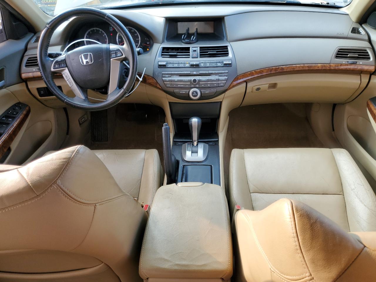 2010 Honda Accord - Image 8