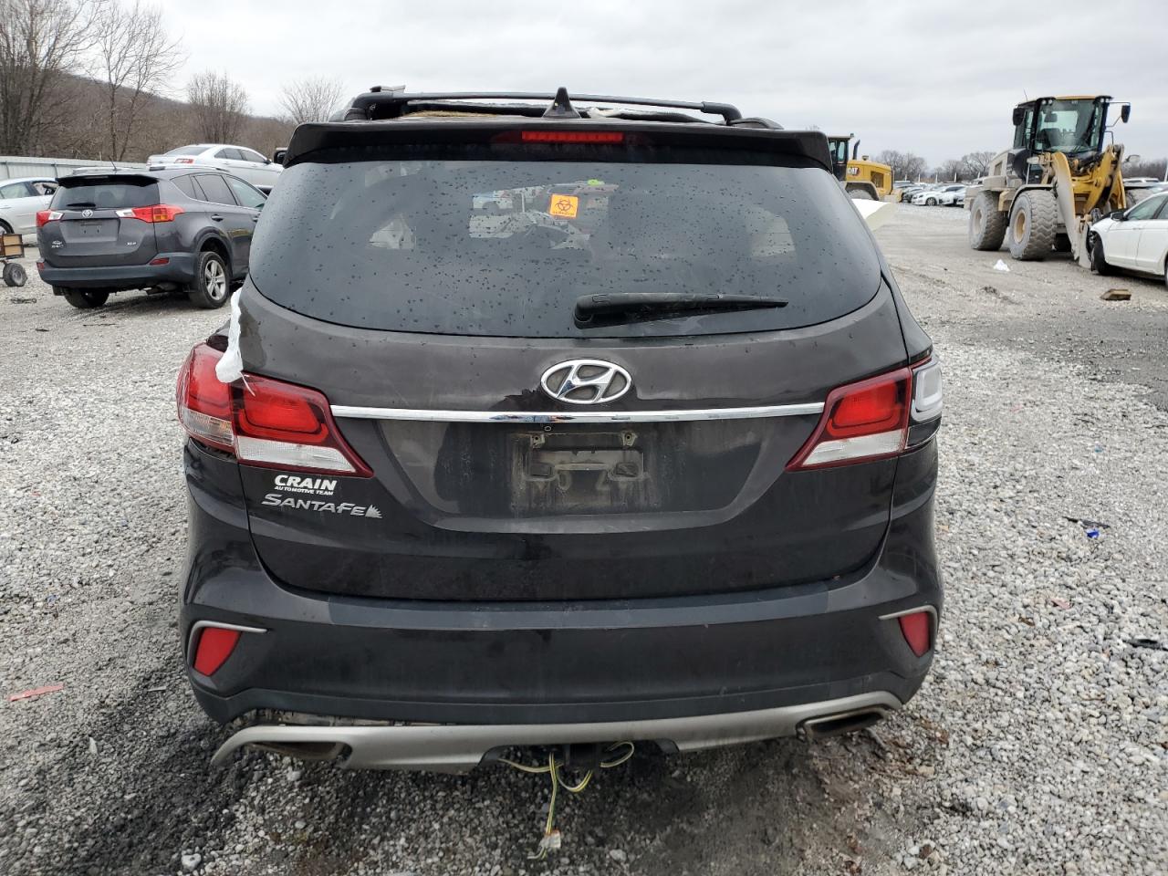 2018 Hyundai Santa Fe - Image 6