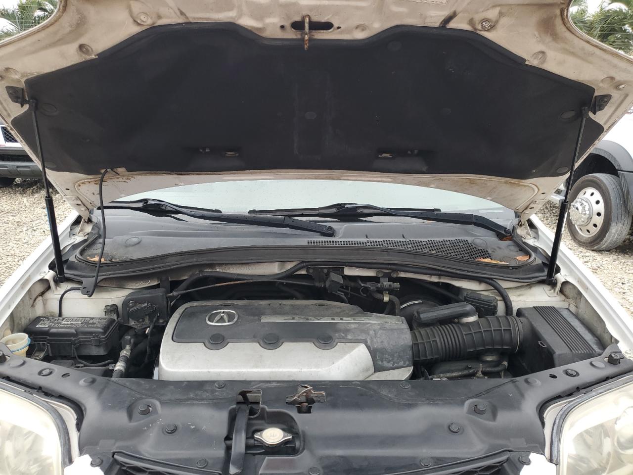 2005 Acura Mdx VIN: 2HNYD18215H535581 Lot: 41804985