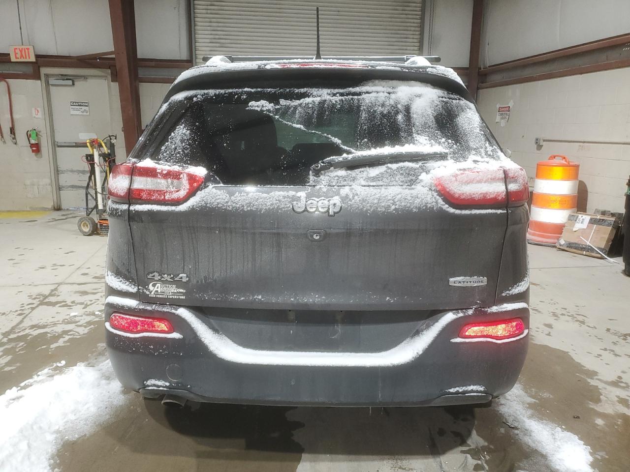 2016 Jeep Grand Cherokee - Image 6