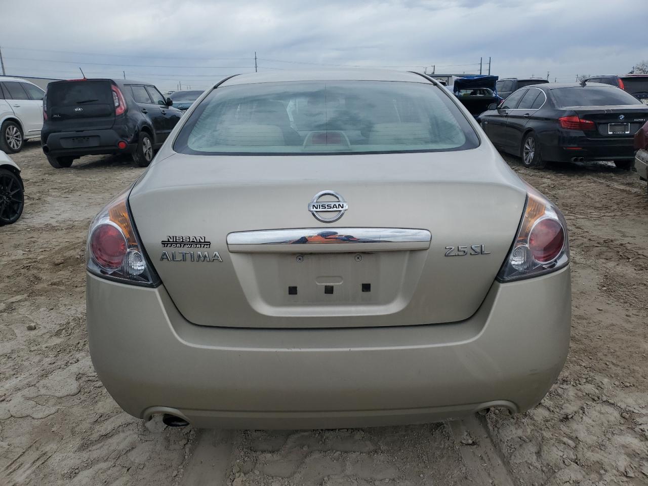 2009 Nissan Altima - Image 6