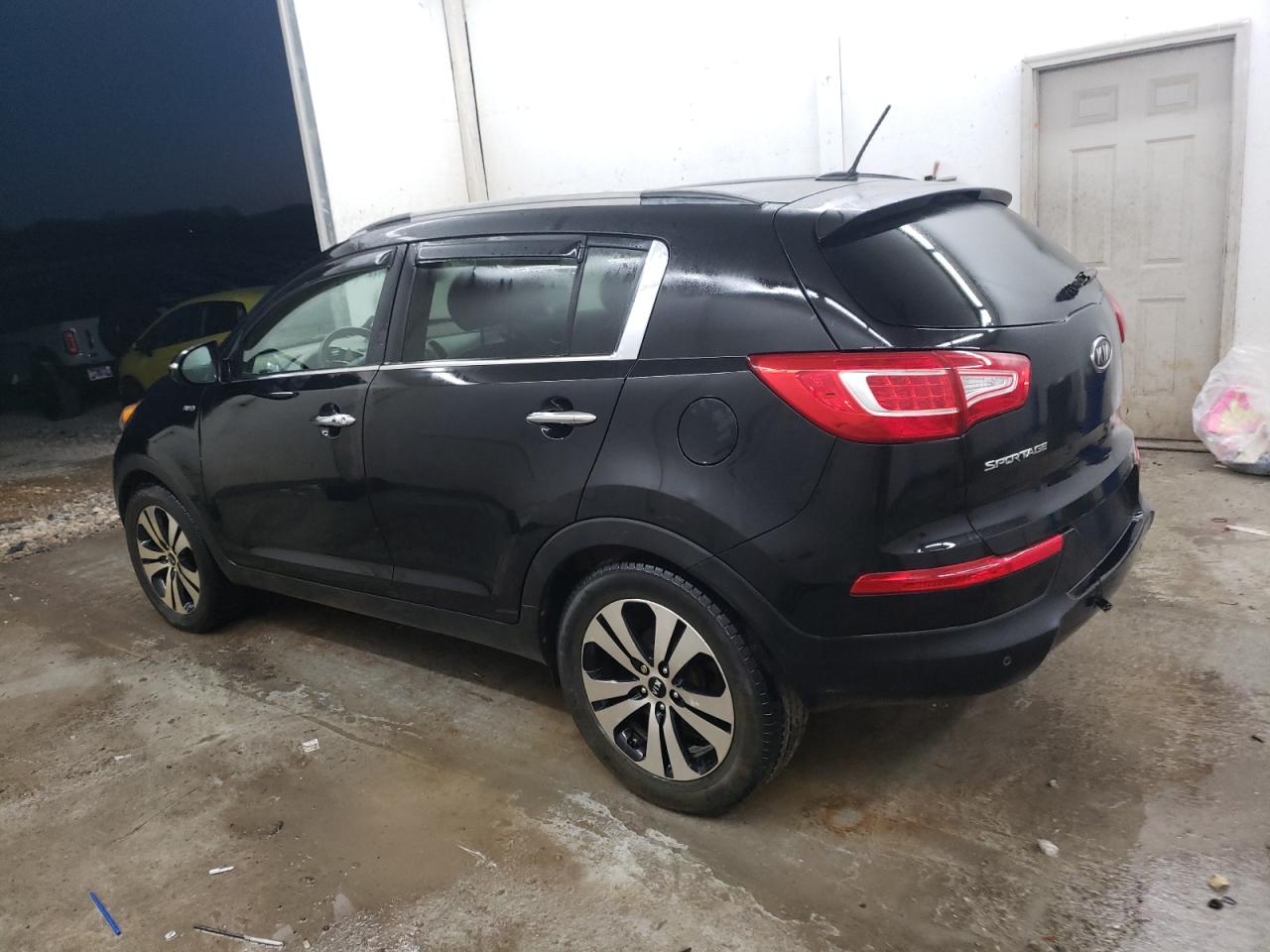 2011 Kia Sportage - Image 2