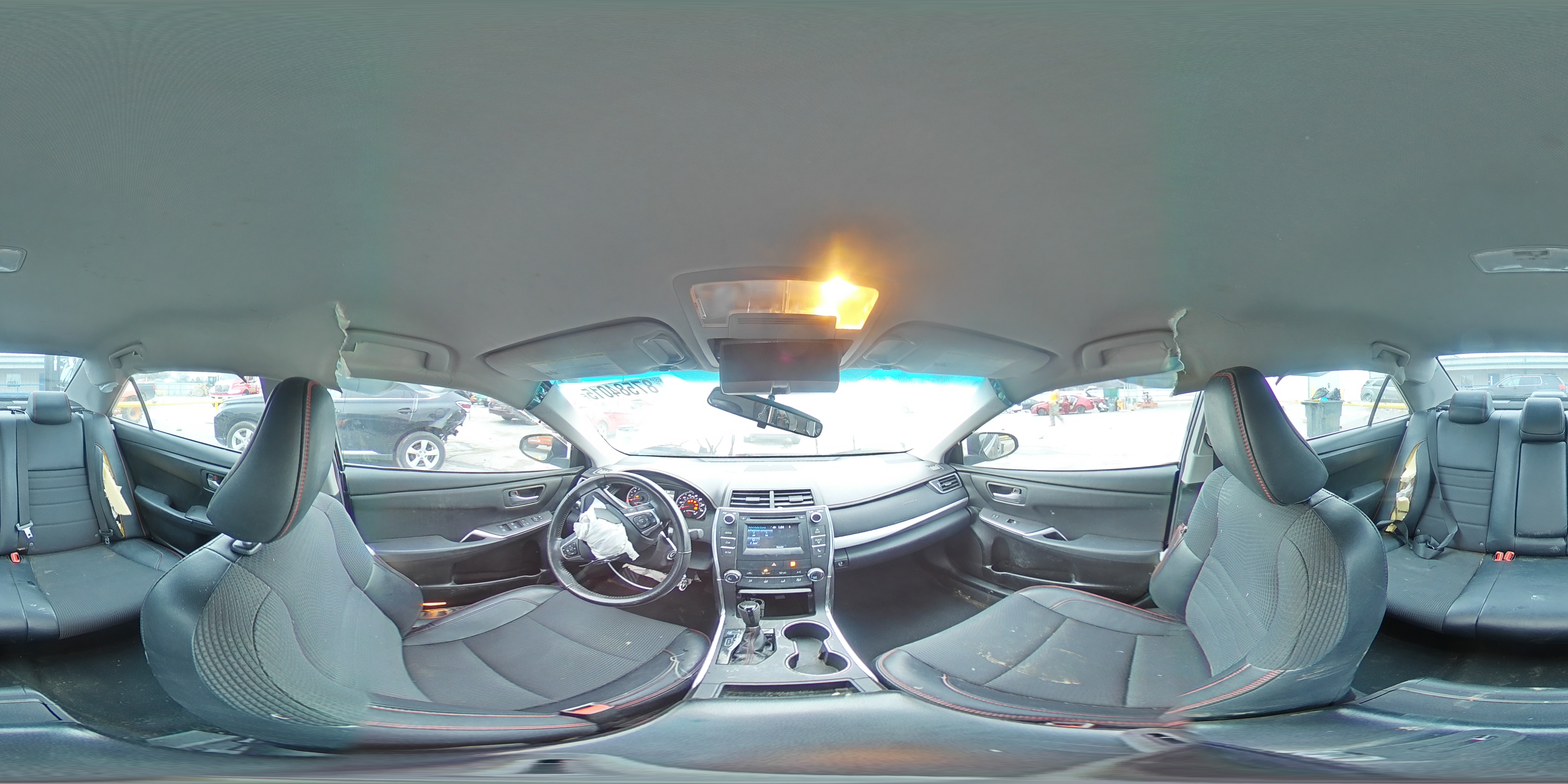 2016 Toyota Camry - Image 15