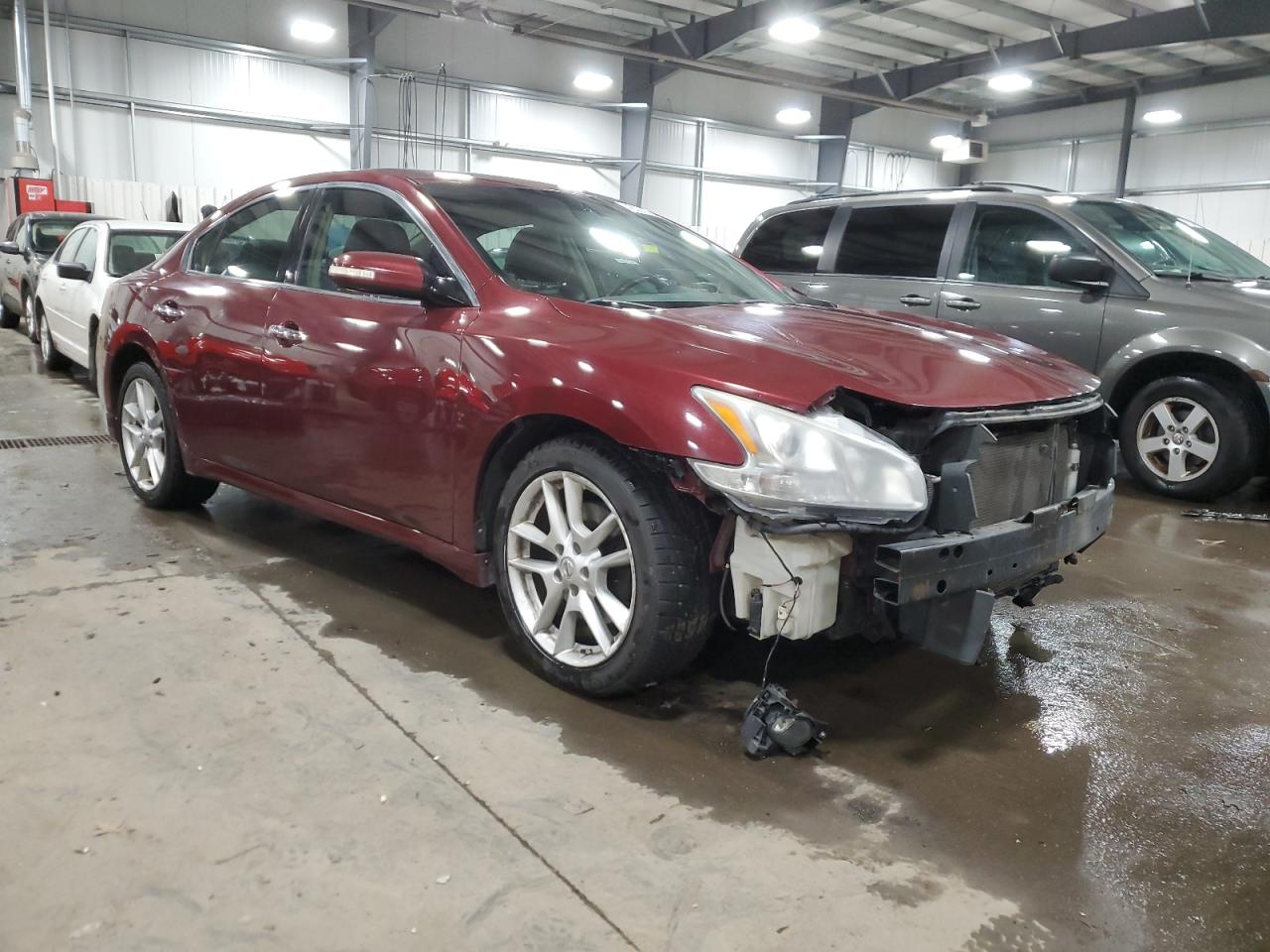 2010 Nissan Maxima - Image 4