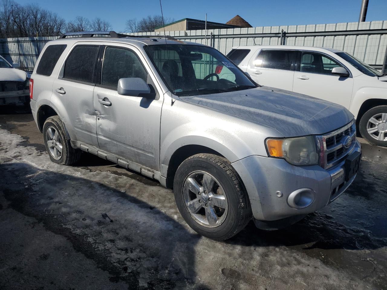 2010 Ford Escape - Image 4