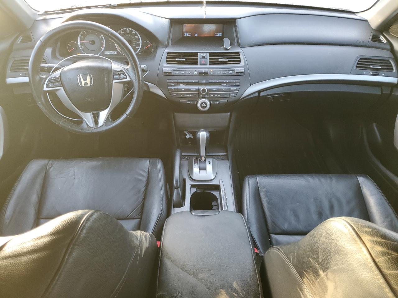 2009 Honda Accord - Image 8