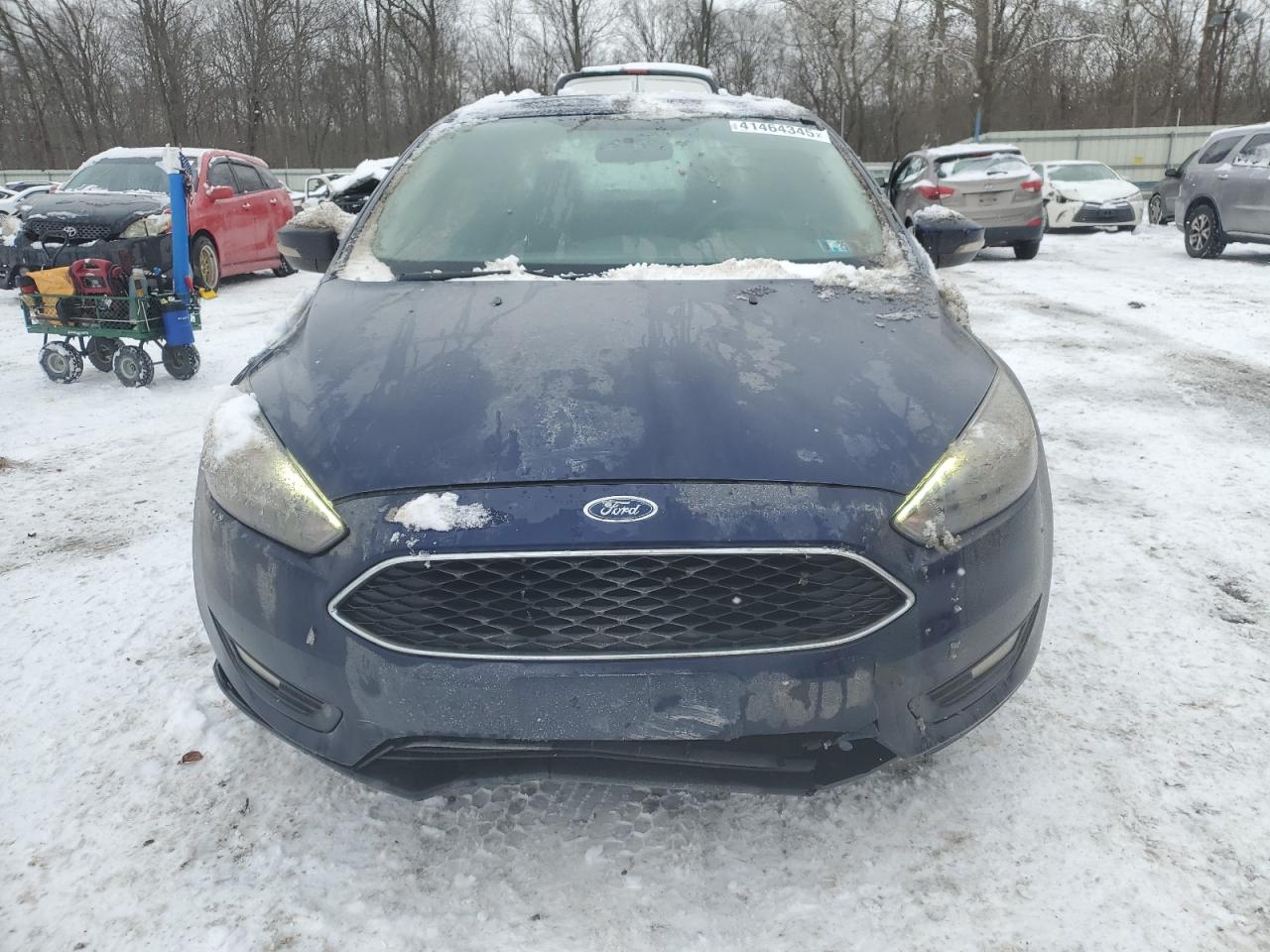 VIN 1FADP3H24HL318112 2017 FORD FOCUS no.5