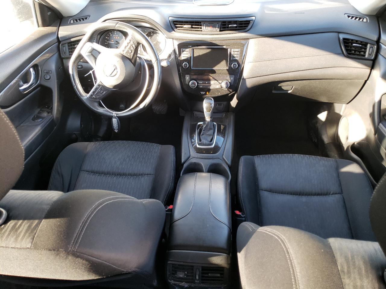2018 Nissan Rogue - Image 8