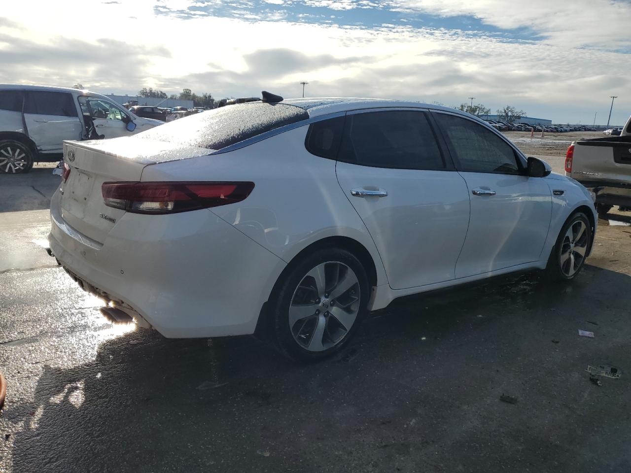 2017 Kia Optima - Image 3