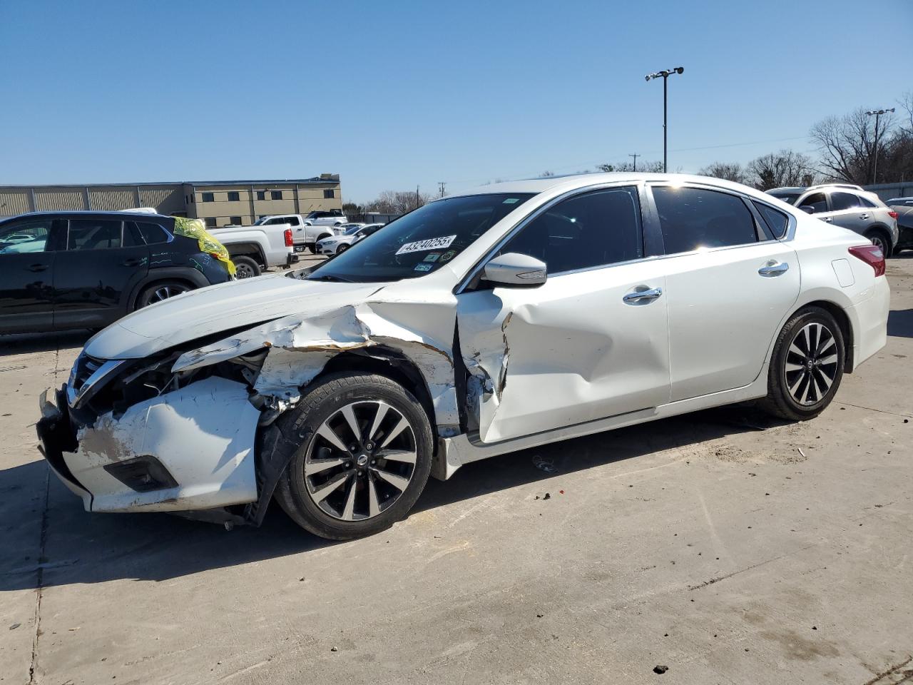 2018 Nissan Altima - Image 1