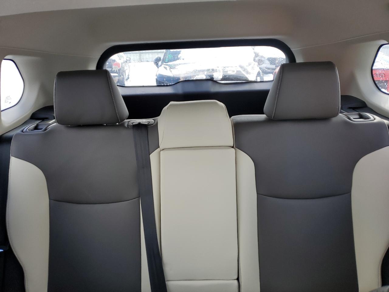 2022 Toyota Corolla Cross - Image 10