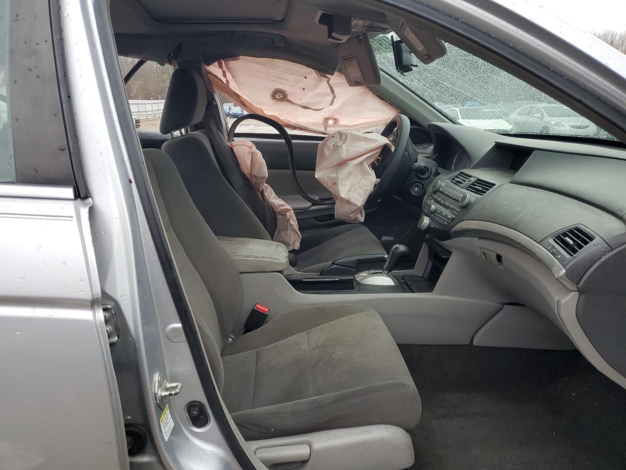 2009 Honda Accord - Image 7