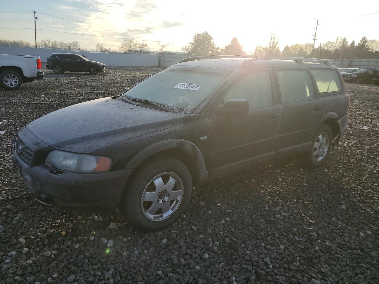 2001 Volvo V70 - Image 1