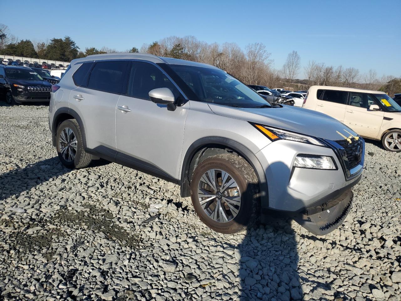 2021 Nissan Rogue - Image 4
