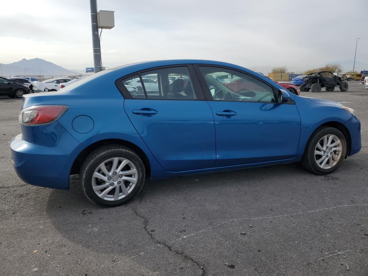 2012 Mazda 3 - Image 3
