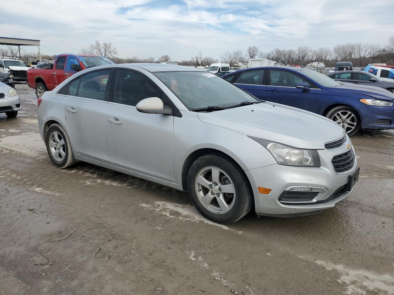 VIN 1G1PE5SB8G7171231 2016 CHEVROLET CRUZE no.4