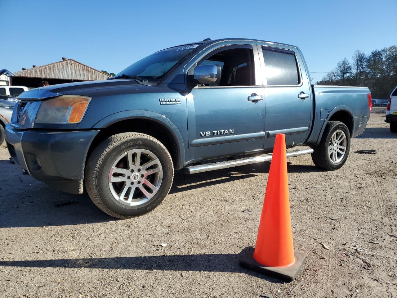 VIN 1N6BA0EC6EN503726 2014 NISSAN TITAN no.1