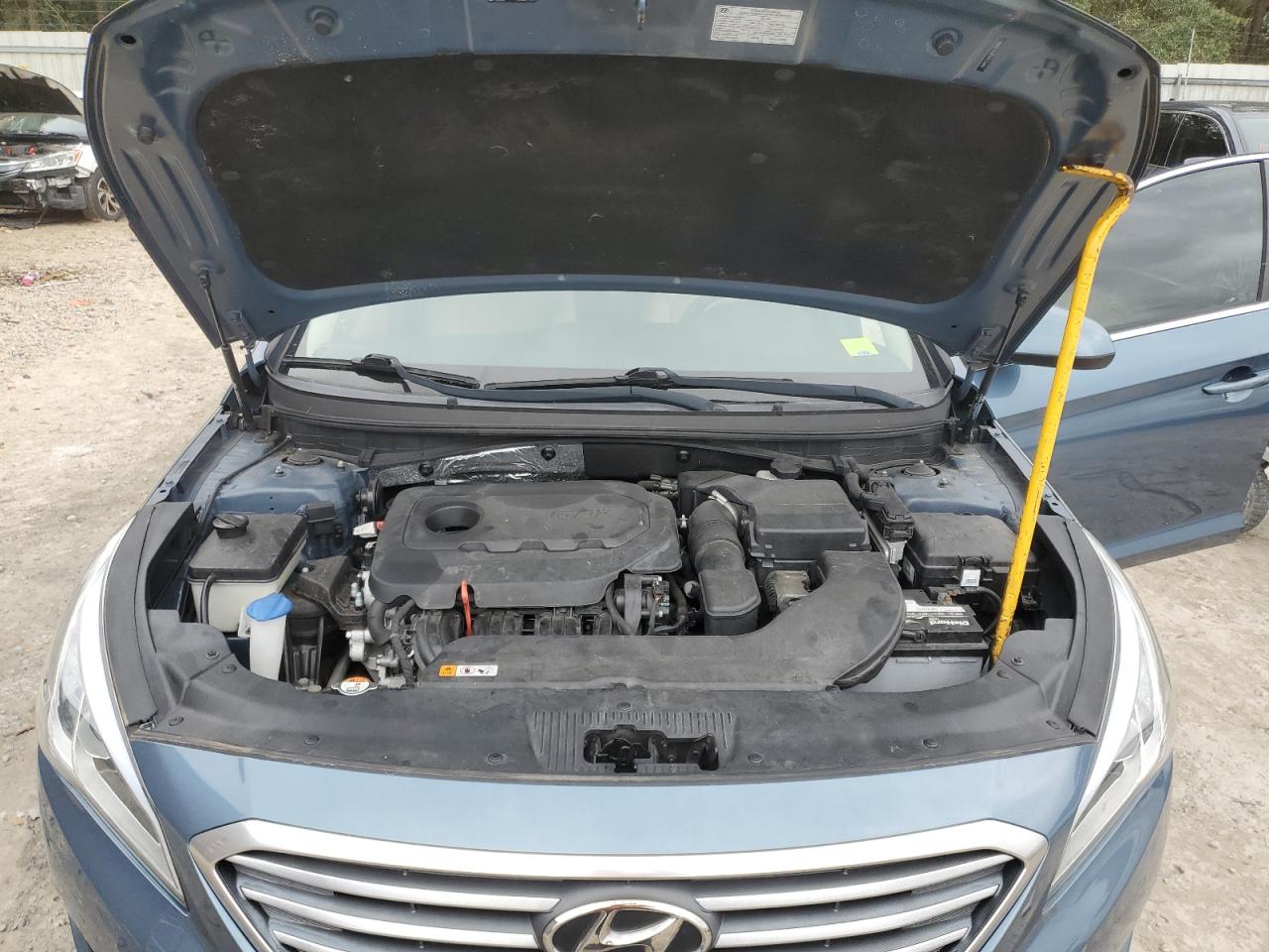 2015 Hyundai Sonata - Image 11