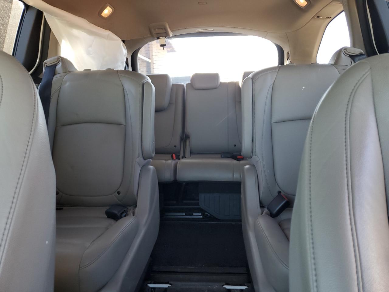 2021 Honda Odyssey - Image 10