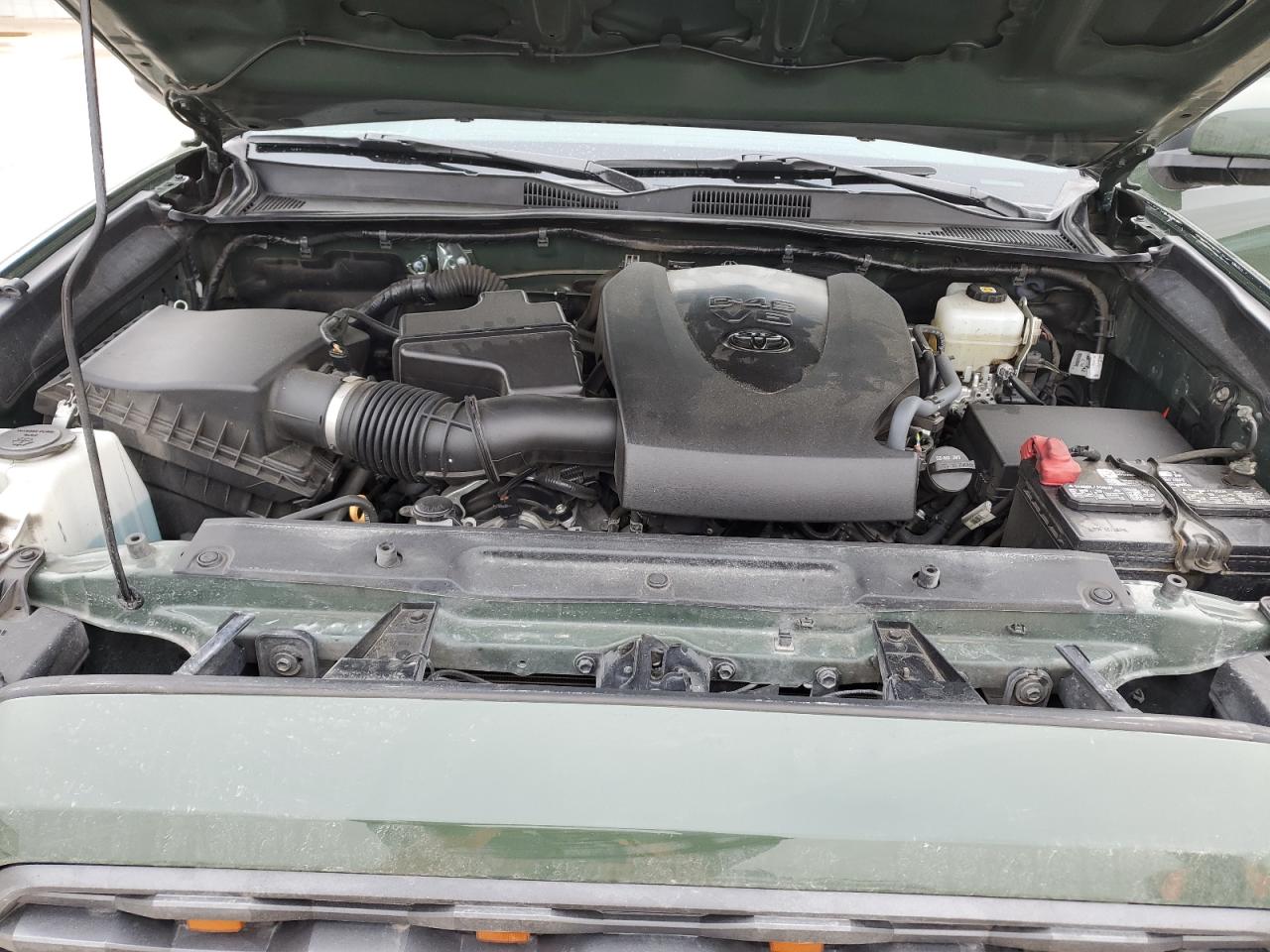 2021 Toyota Tacoma - Image 11