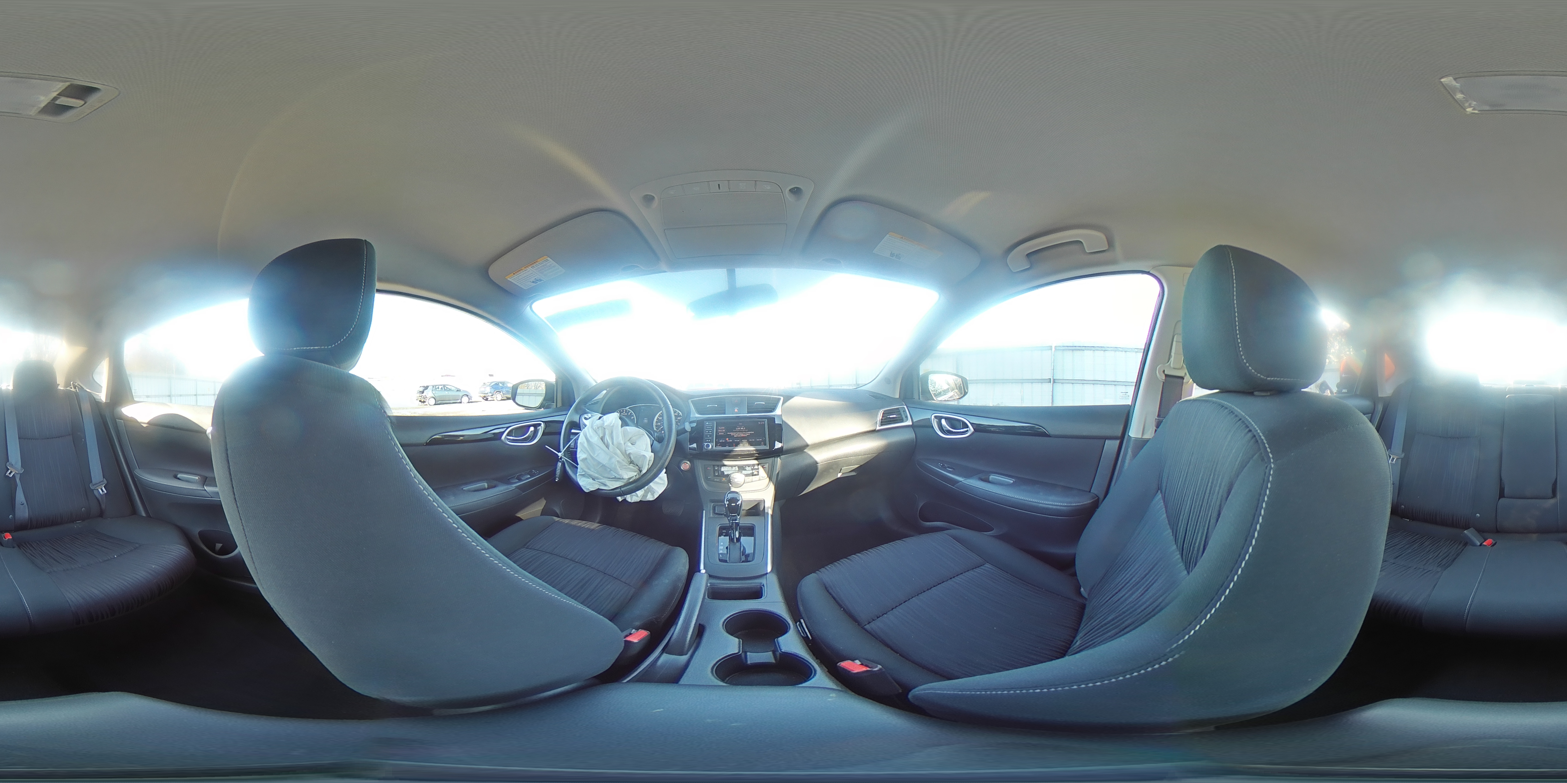 2019 Nissan Sentra - Image 13