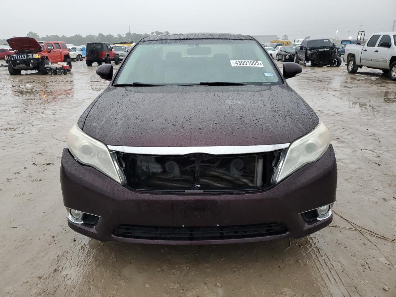 2011 Toyota Avalon - Image 5