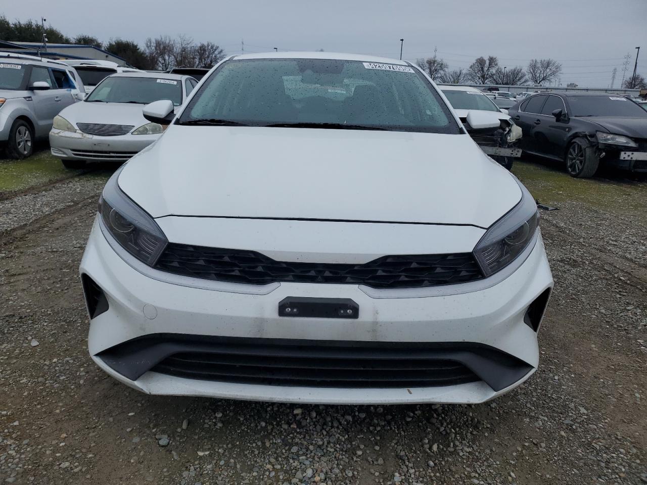 2023 Kia Forte - Image 5