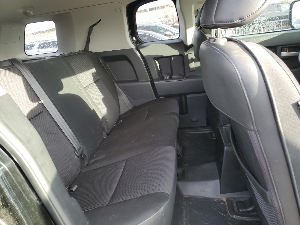 2008 Toyota FJ Cruiser - Image 11