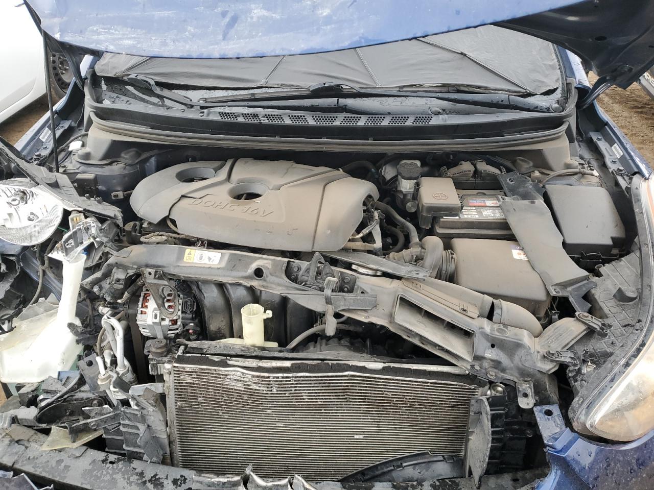 2013 Hyundai Elantra - Image 13