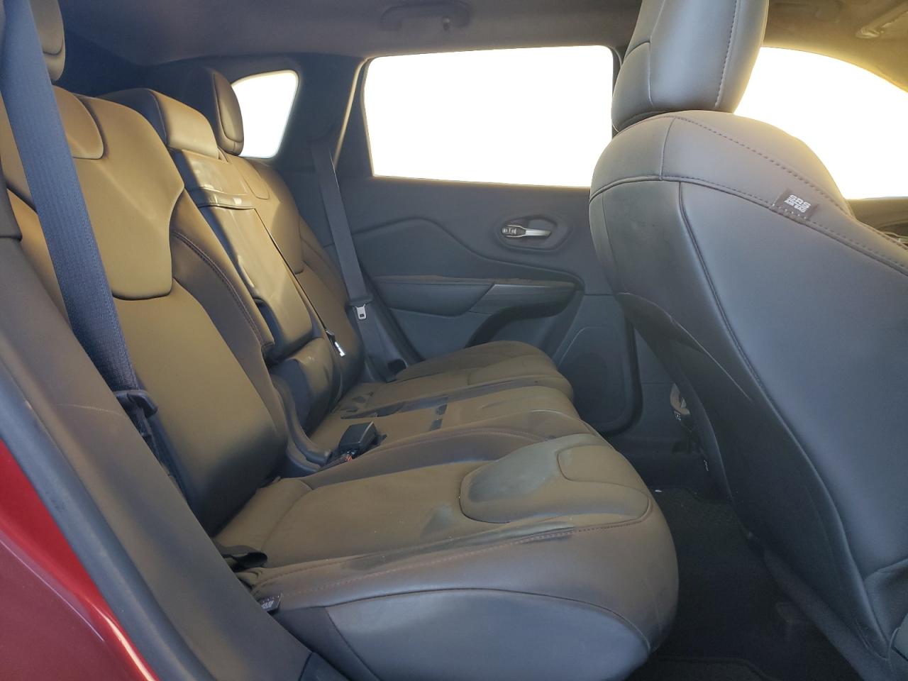 2014 Jeep Cherokee - Image 11