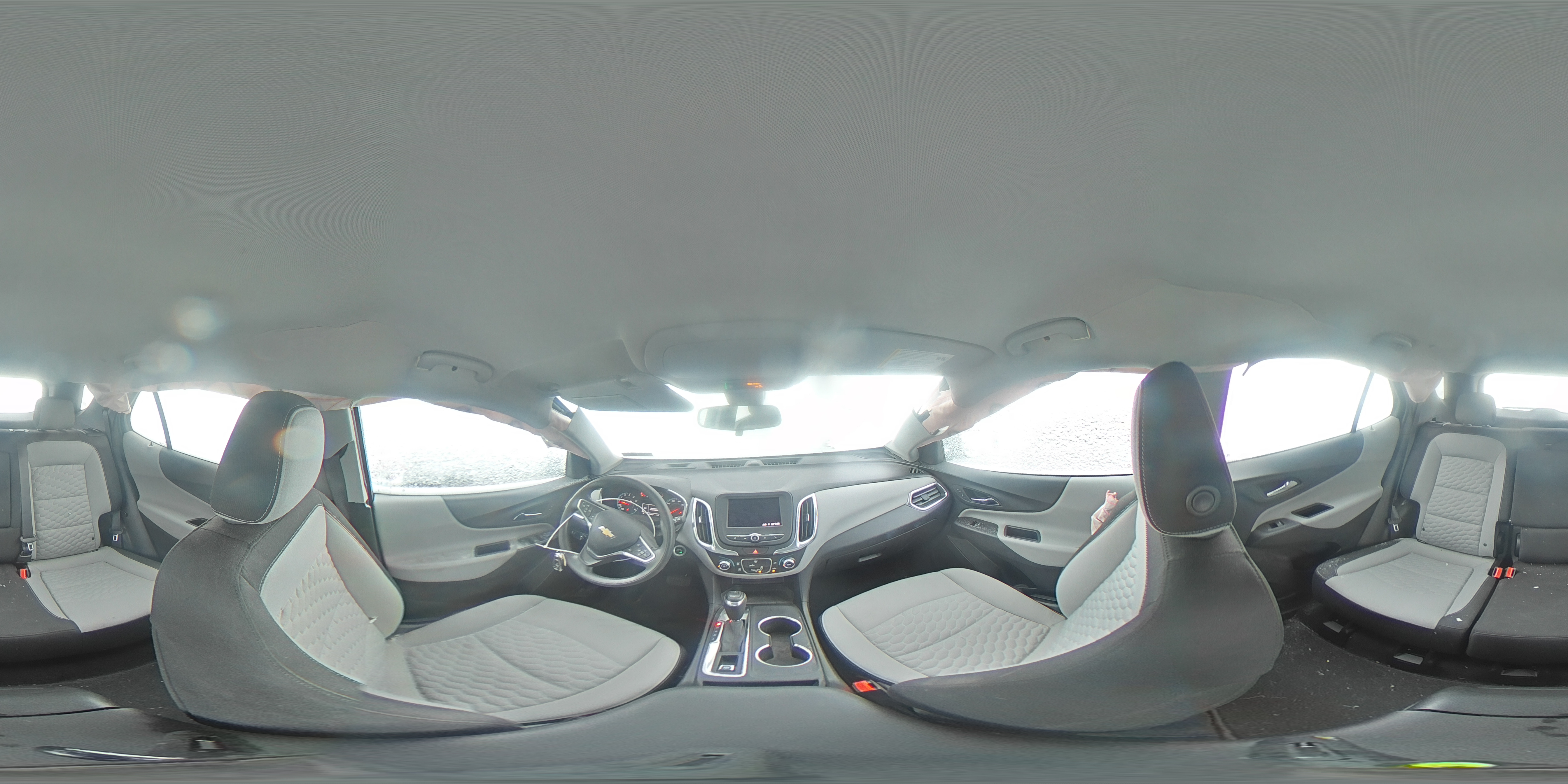 2020 Chevrolet Equinox - Image 13