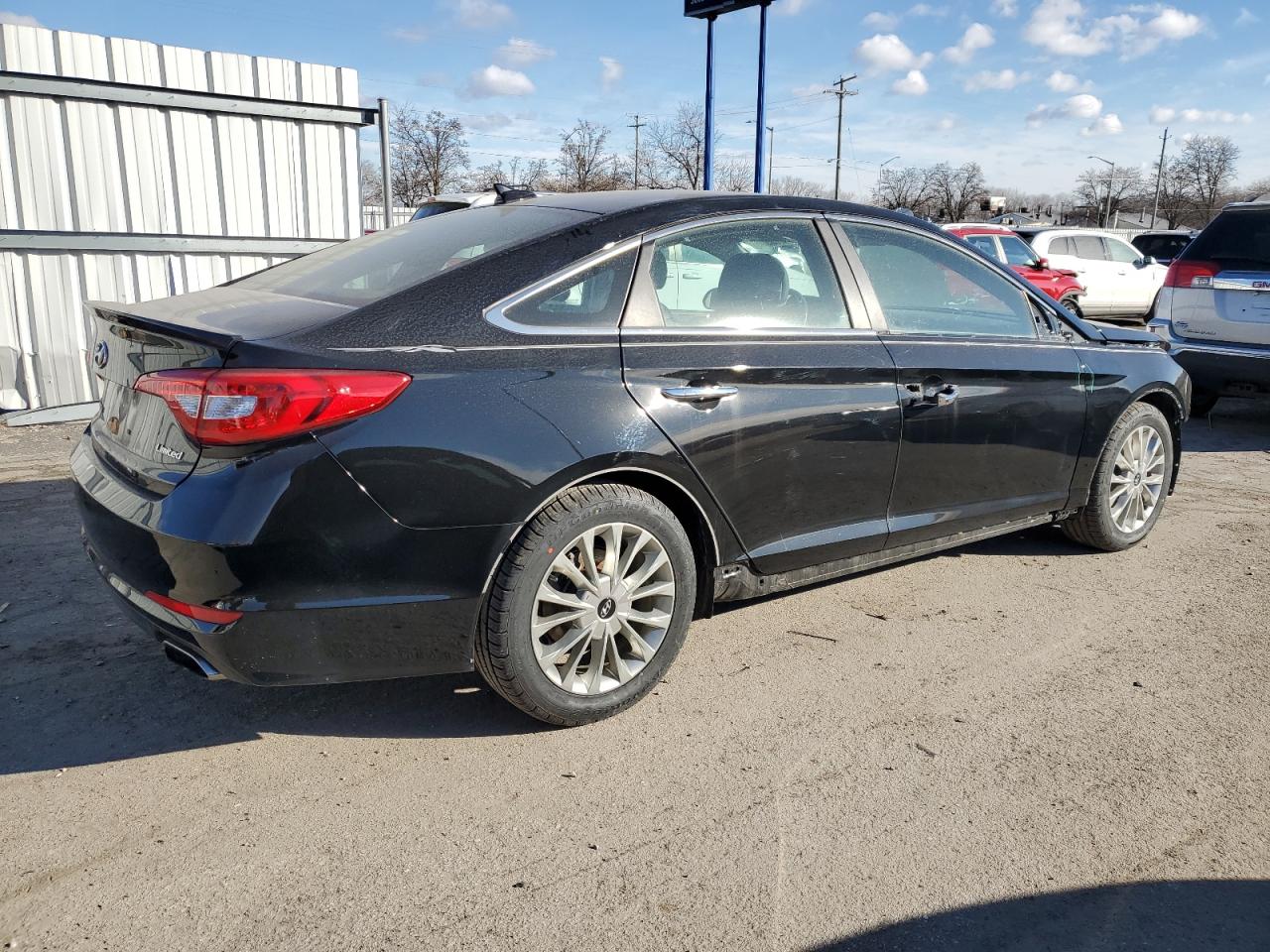 2015 Hyundai Sonata - Image 3