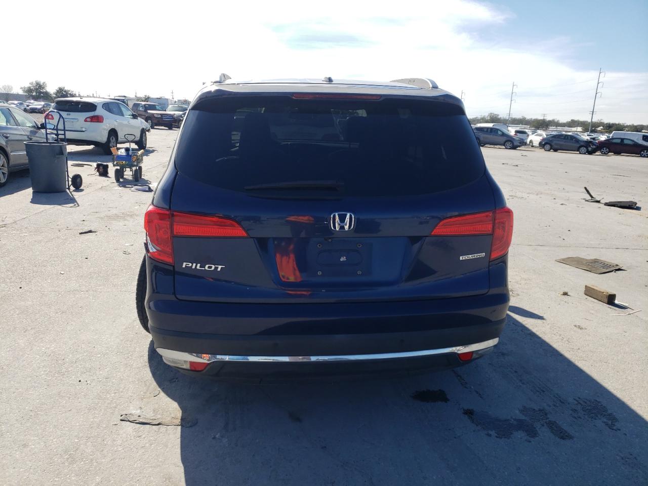 2017 Honda Pilot - Image 6