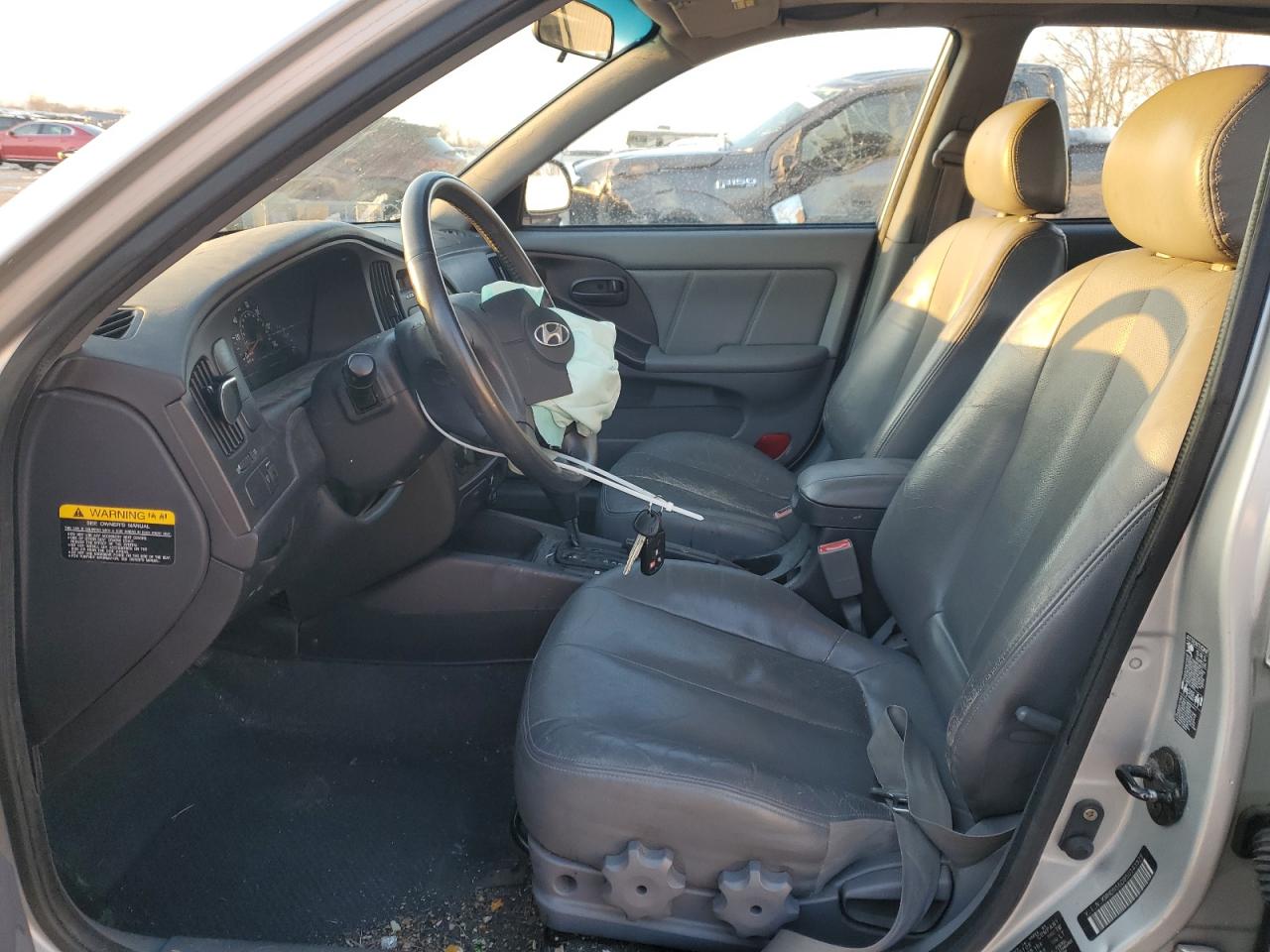 2005 Hyundai Elantra - Image 7
