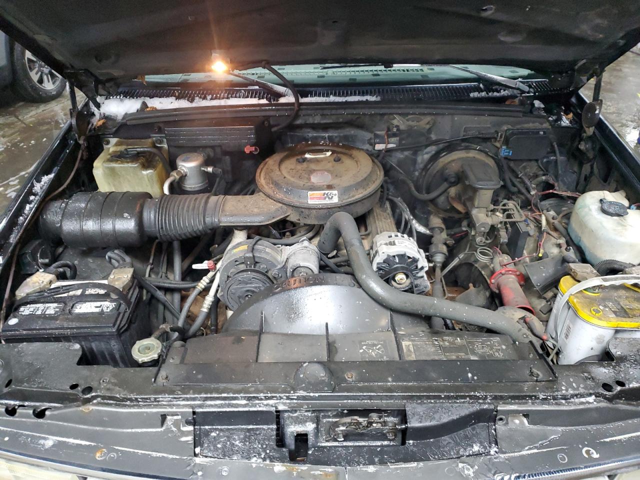 1992 Chevrolet Gmt-400 K2500 VIN: 2GCFK29K8N1210667 Lot: 70644445