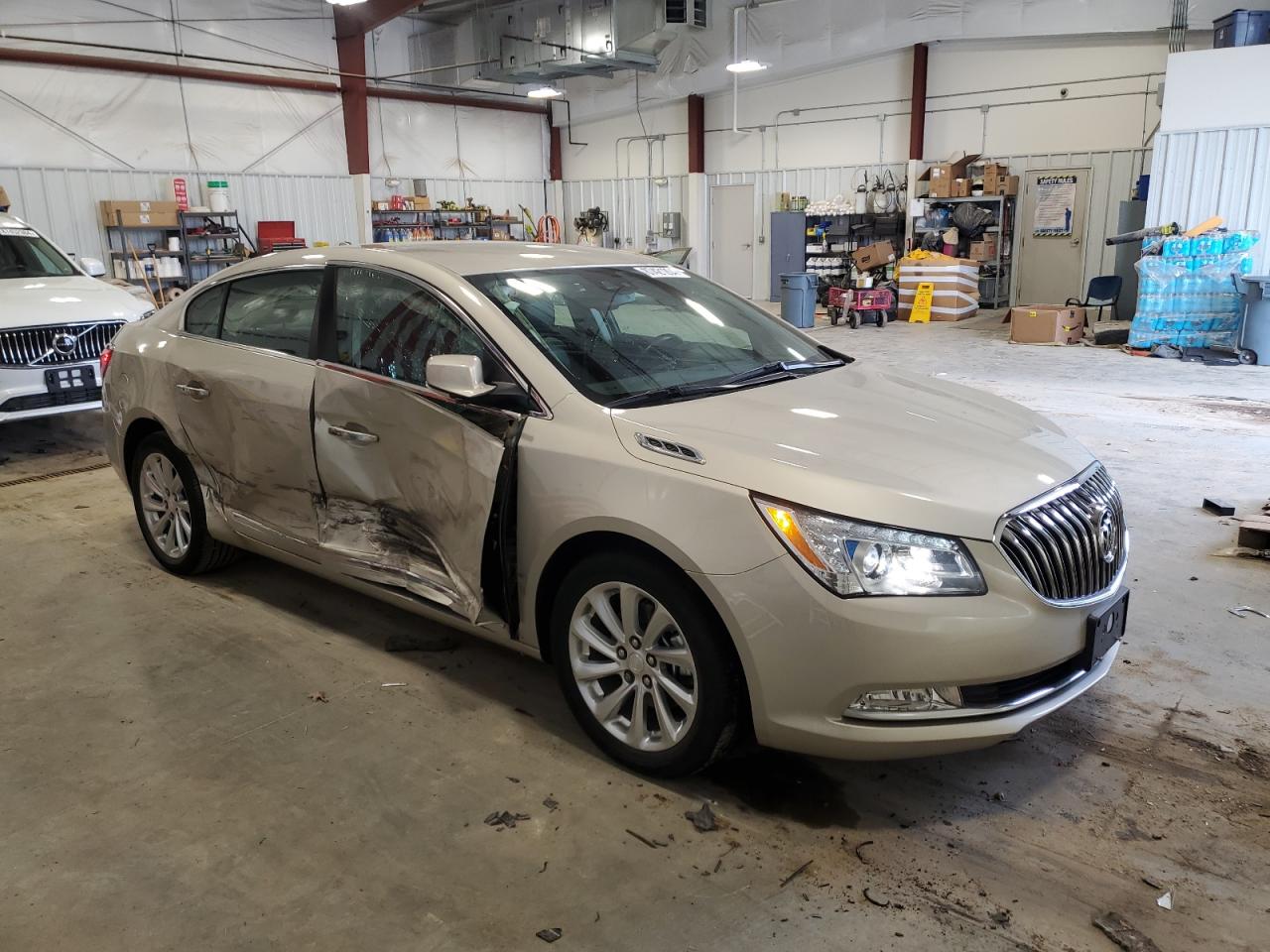 VIN 1G4GB5G3XEF201250 2014 BUICK LACROSSE no.4