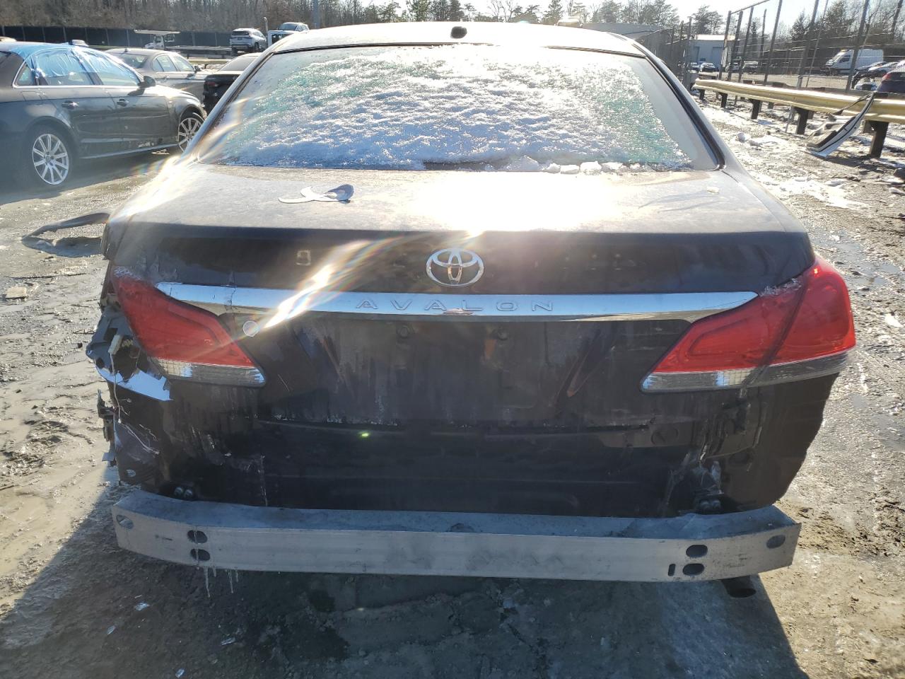 2012 Toyota Avalon - Image 6