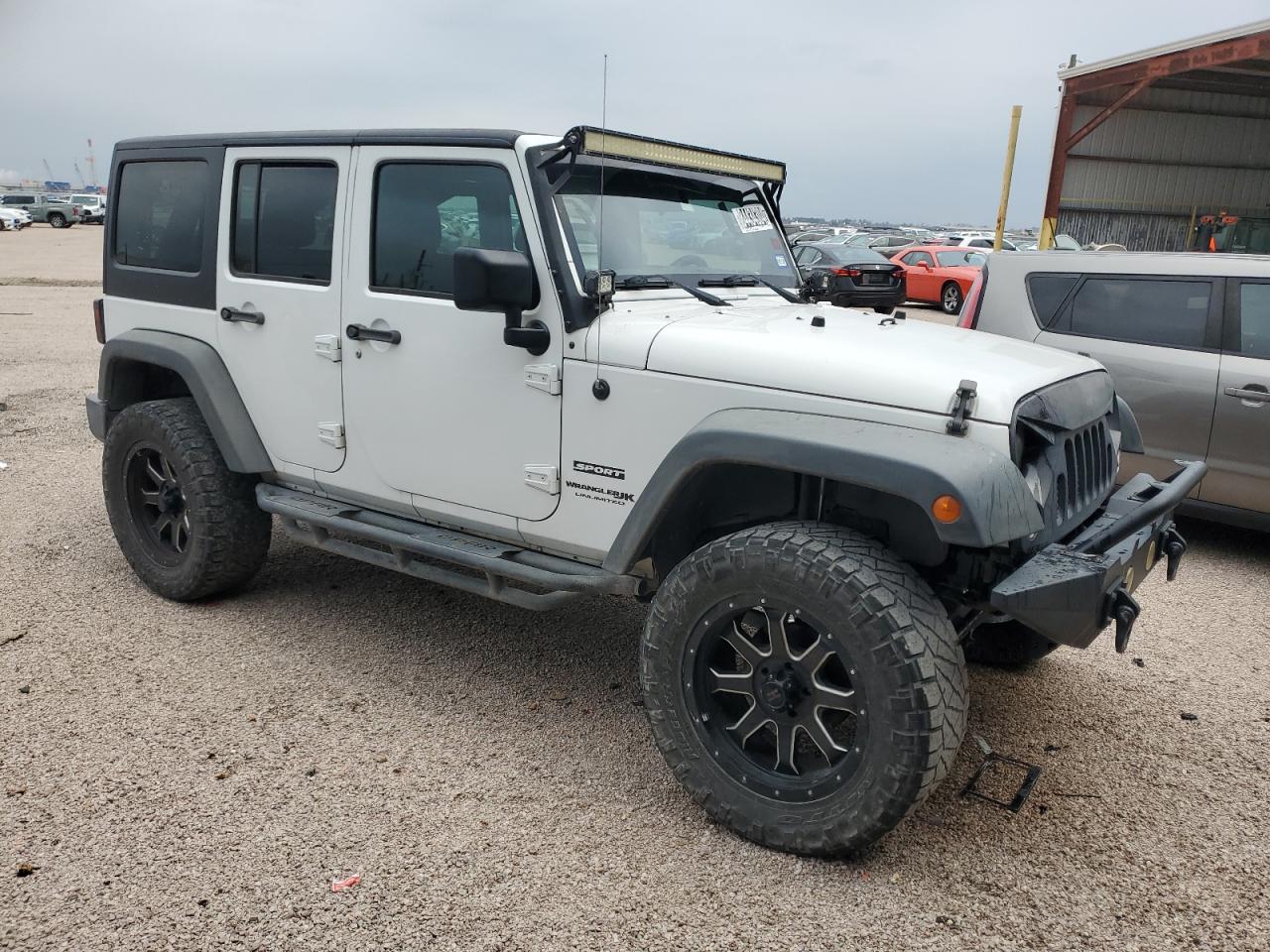 VIN 1C4BJWDG4JL850519 2018 JEEP WRANGLER no.4