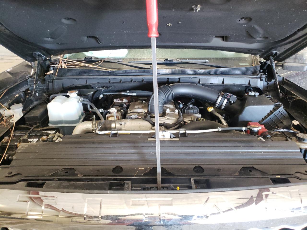 2018 Nissan Titan - Image 11