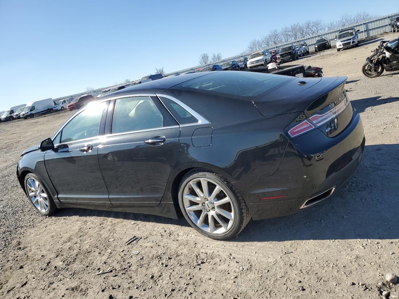 2015 Lincoln MKZ - Image 2